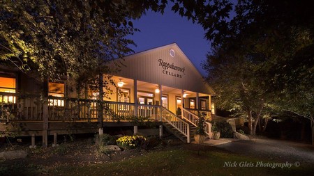 Rappahannock Cellars Front Porch